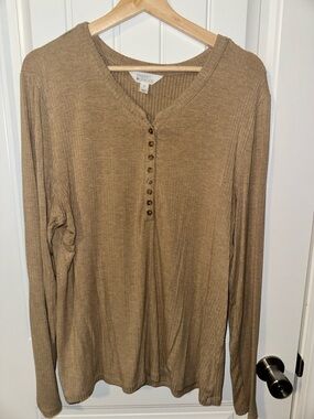 Market & Spruce Camel Ribbed Long-Sleeve Henley